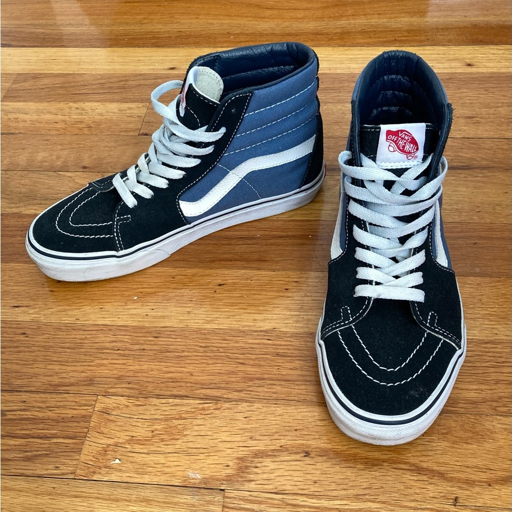 Womens Vans sneakers in black/slate blue in size 7.5.